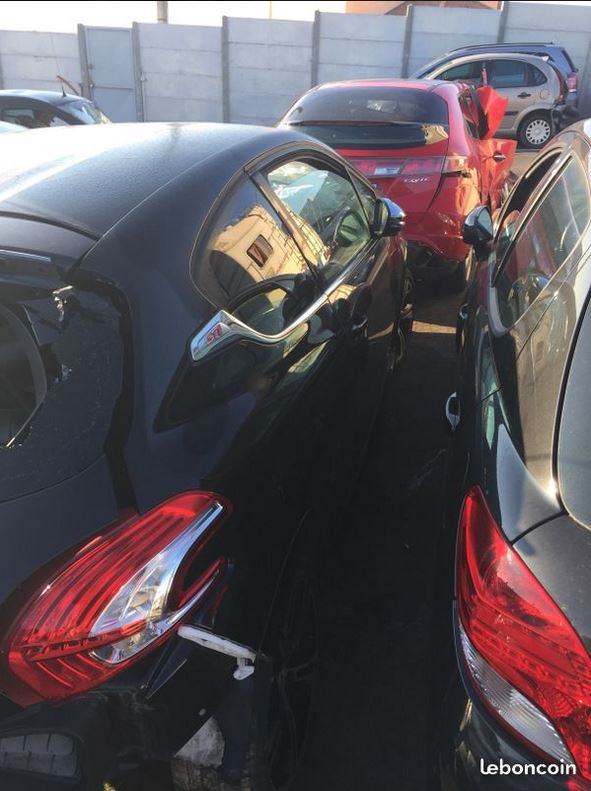 Nom : 208gti_black02.JPG
Affichages : 547
Taille : 74.1 Ko