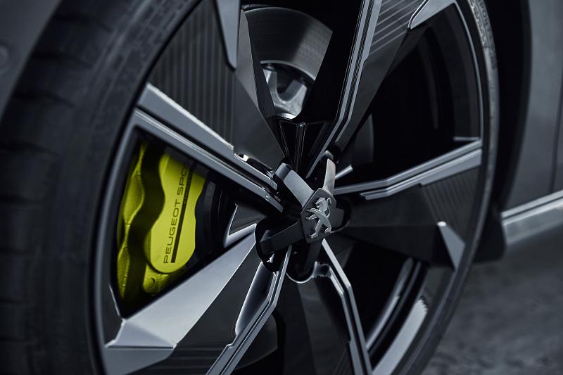Cliquez sur l'image pour l'afficher en taille normale

Nom : PEUGEOT_508PSE_1902PJ-212_0.jpg 
Affichages : 493 
Taille : 82.3 Ko 
ID : 13556
