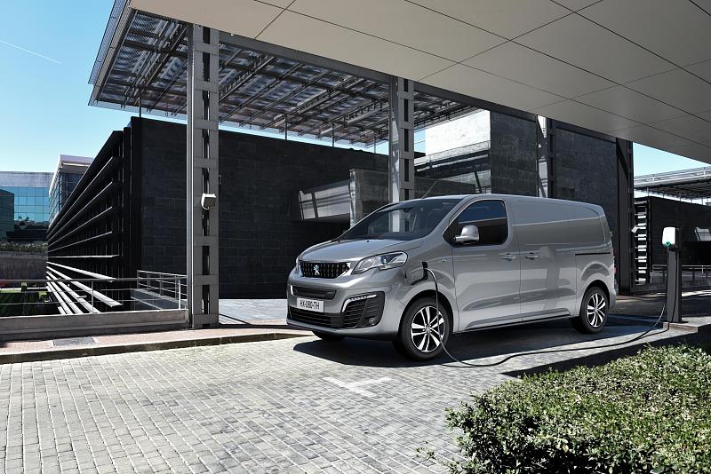 Cliquez sur l'image pour l'afficher en taille normale

Nom : SD_PEUGEOT_EXP_2019_060_FR.jpg 
Affichages : 1226 
Taille : 99.7 Ko 
ID : 15961
