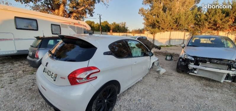 Nom : 208gti_30_03.JPG
Affichages : 698
Taille : 71.6 Ko