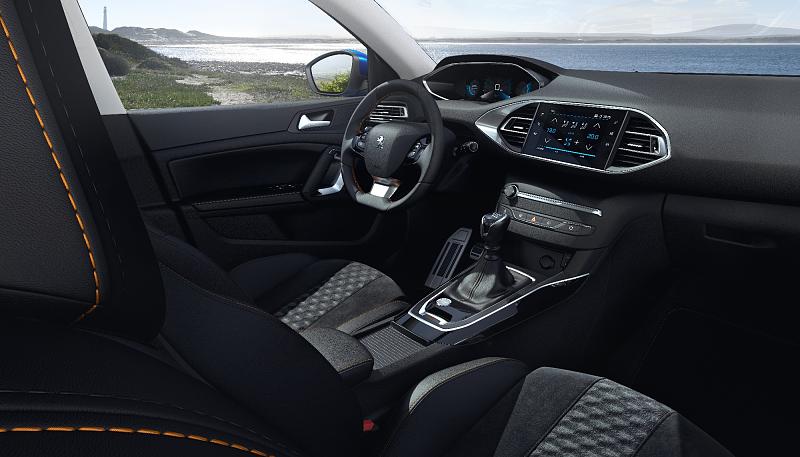 Cliquez sur l'image pour l'afficher en taille normale

Nom : PEUGEOT_308_2006STYP201 C.jpg 
Affichages : 1061 
Taille : 96.1 Ko 
ID : 17416
