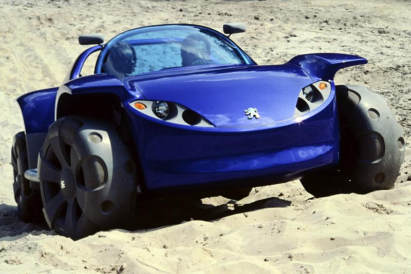 Cliquez sur l'image pour l'afficher en taille normale

Nom : PEUGEOT_TOUAREG_1996_AV.jpg 
Affichages : 1046 
Taille : 91.8 Ko 
ID : 17855