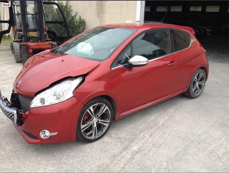 Cliquez sur l'image pour l'afficher en taille normale

Nom : 208gti_rouge01.jpg 
Affichages : 225 
Taille : 92.5 Ko 
ID : 1816