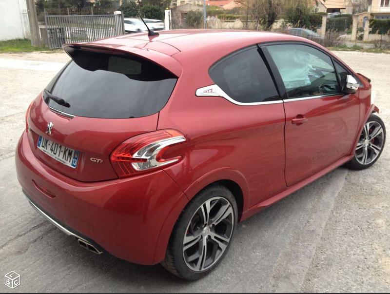 Cliquez sur l'image pour l'afficher en taille normale

Nom : 208gti_rouge04.jpg 
Affichages : 236 
Taille : 90.4 Ko 
ID : 1819