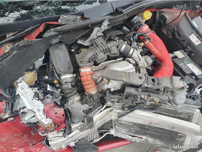 Cliquez sur l'image pour l'afficher en taille normale

Nom : 208gti_roue_crash04.jpg 
Affichages : 198 
Taille : 100.7 Ko 
ID : 18378