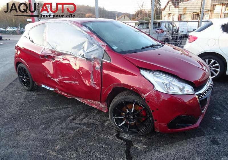 Cliquez sur l'image pour l'afficher en taille normale

Nom : 208gti_rouge_01.jpg 
Affichages : 120 
Taille : 97.8 Ko 
ID : 19018