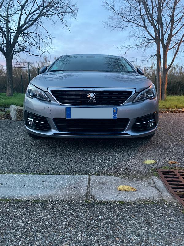 Cliquez sur l'image pour l'afficher en taille normale

Nom : Peugeot308_01.jpg 
Affichages : 1214 
Taille : 99.6 Ko 
ID : 20397