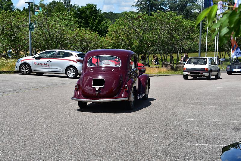 Cliquez sur l'image pour l'afficher en taille normale

Nom : Peugeot 203 arrire masqu.jpg 
Affichages : 78 
Taille : 98.2 Ko 
ID : 21975