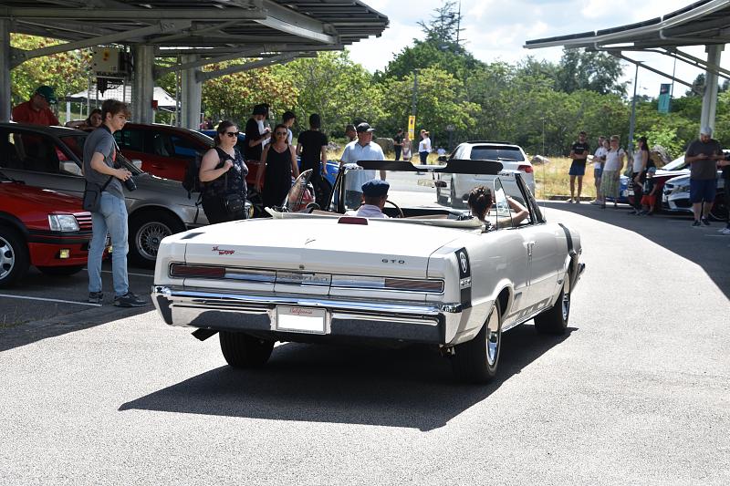 Cliquez sur l'image pour l'afficher en taille normale

Nom : Pontiac GTO arrire masqu.jpg 
Affichages : 431 
Taille : 98.6 Ko 
ID : 21977