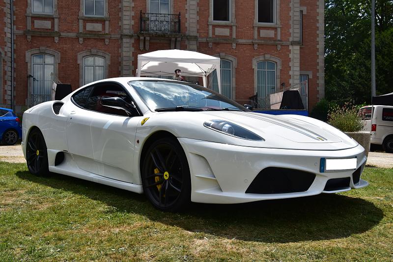 Cliquez sur l'image pour l'afficher en taille normale

Nom : Ferrari blanche face avant masque.jpg 
Affichages : 50 
Taille : 97.6 Ko 
ID : 22069