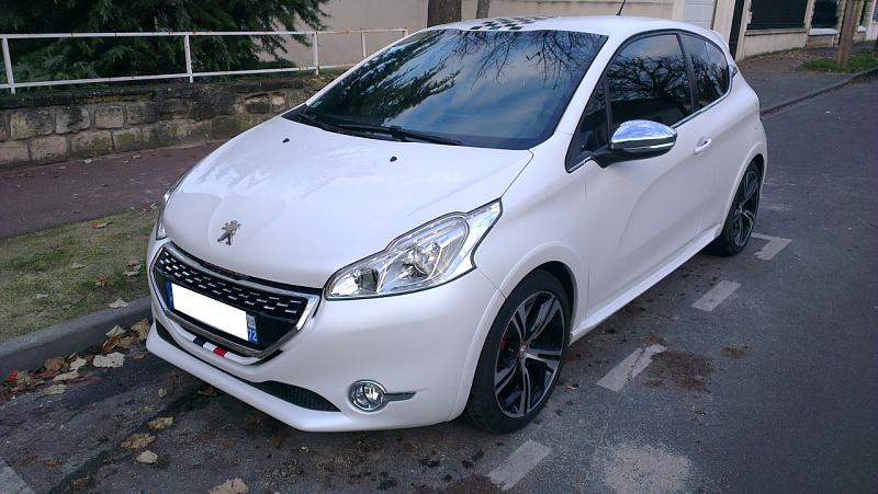 Cliquez sur l'image pour l'afficher en taille normale

Nom : peugeot208gti_Fr3d_01.jpg 
Affichages : 652 
Taille : 96.9 Ko 
ID : 4137