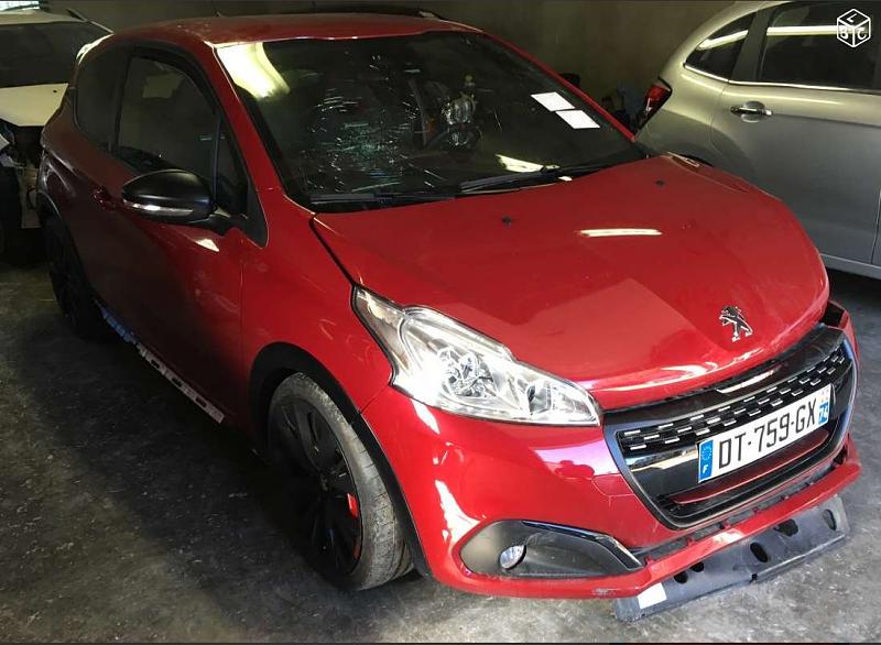 Cliquez sur l'image pour l'afficher en taille normale

Nom : peugeot208gti_BPS_Rouge_01.jpg 
Affichages : 101 
Taille : 89.8 Ko 
ID : 4437