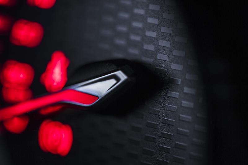 Cliquez sur l'image pour l'afficher en taille normale

Nom : Peugeot308_GT_01.jpg 
Affichages : 349 
Taille : 78.6 Ko 
ID : 4854