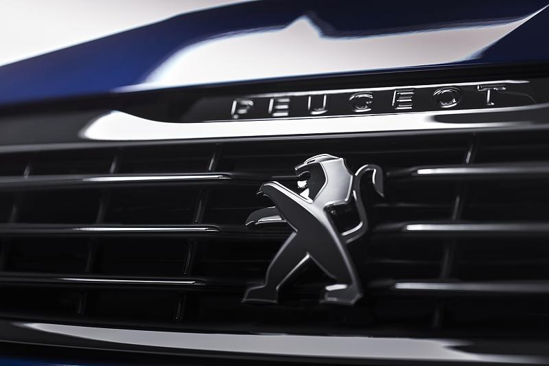 Cliquez sur l'image pour l'afficher en taille normale

Nom : Peugeot308_GT_09.jpg 
Affichages : 326 
Taille : 77.6 Ko 
ID : 4862