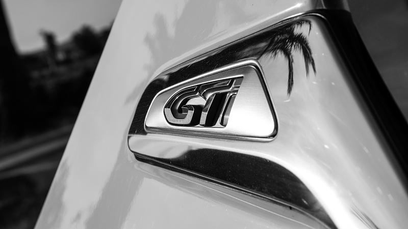 Cliquez sur l'image pour l'afficher en taille normale

Nom : Peugeot208gti_10.jpg 
Affichages : 442 
Taille : 84.4 Ko 
ID : 5241