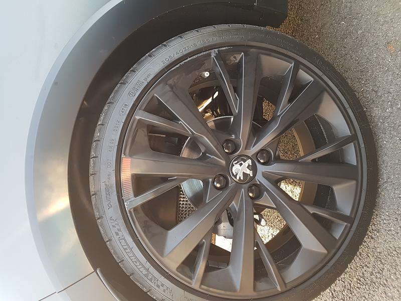 Cliquez sur l'image pour l'afficher en taille normale

Nom : 20170317_175315.jpg 
Affichages : 2779 
Taille : 93.2 Ko 
ID : 6538