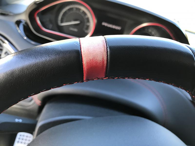 Cliquez sur l'image pour l'afficher en taille normale

Nom : IMG_0276.jpg 
Affichages : 326 
Taille : 85.3 Ko 
ID : 9917