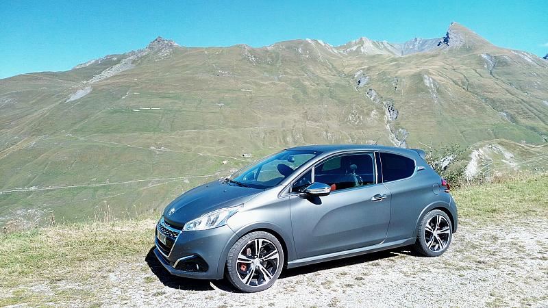 Cliquez sur l'image pour l'afficher en taille normale

Nom : Peugeot 208 GTi - Col du petit Saint-Bernard (5).jpg 
Affichages : 151 
Taille : 98.4 Ko 
ID : 8770