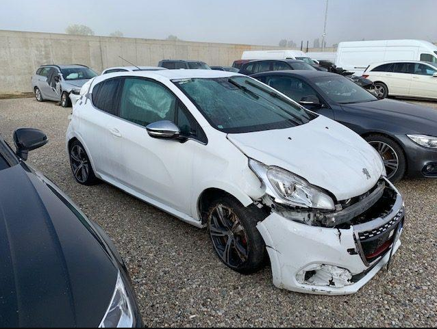 Nom : 208gti_blanche_crash_01.PNG
Affichages : 383
Taille : 655.2 Ko