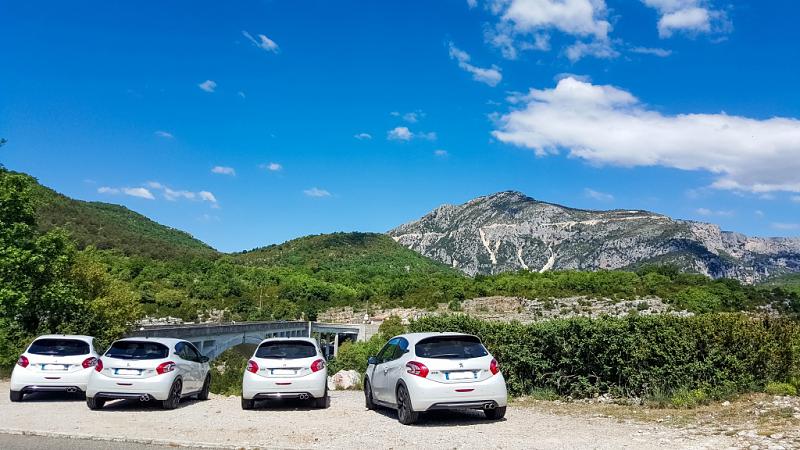 Cliquez sur l'image pour l'afficher en taille normale
Nom : rasso_10.jpg 
Affichages : 838 
Taille : 96.6 Ko 
ID : 9665