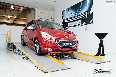 Peugeot Club Malaysia by Fabien in Les Peugeot 208 GTi dans le monde 