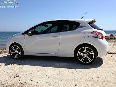 Fabien - Peugeot 208 GTi - Blanc Banquise by Fabien in Les Photos des Membres