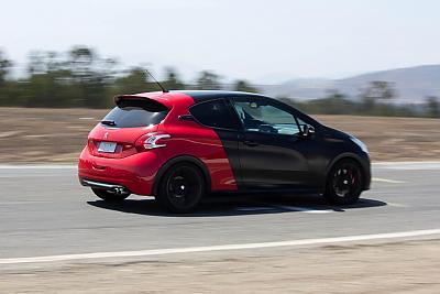 PEUGEOT 208 GTI 30 TH - #660 by Fabien in Peugeot 208 GTi - 30 Th 