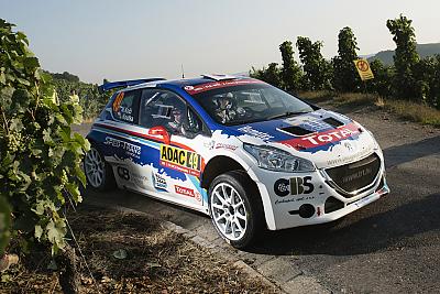 La Peugeot 208 T 16 - R5