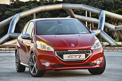 peugeot 208 gti rouge2