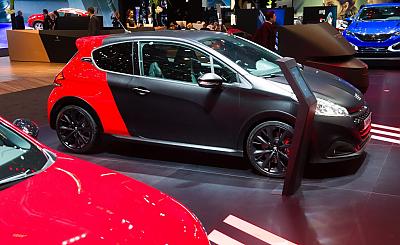 peugeot geneve 2016 077 fr jpg by Fabien in Peugeot 208 GTi - Salons 