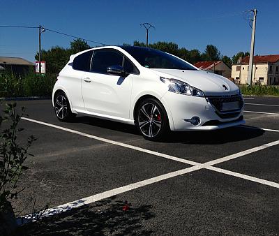 Septembre 2014 by Forum208GTi in Septembre 2014