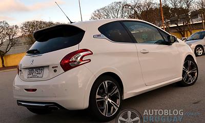 Peugeot 208 GTi - Uruguay by Forum208GTi in Les Peugeot 208 GTi dans le monde 