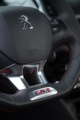 Peugeot 208 GTi - 30 TH