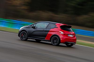 Peugeot 208 GTi - 30 TH