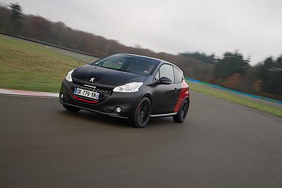 Peugeot 208 GTi - 30 TH