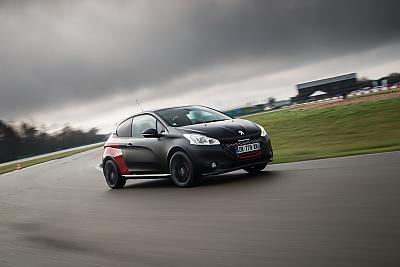 Peugeot 208 GTi - 30 TH