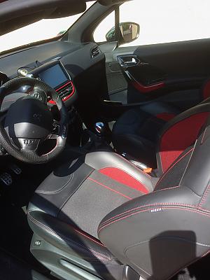 208 GTI INTERIEUR